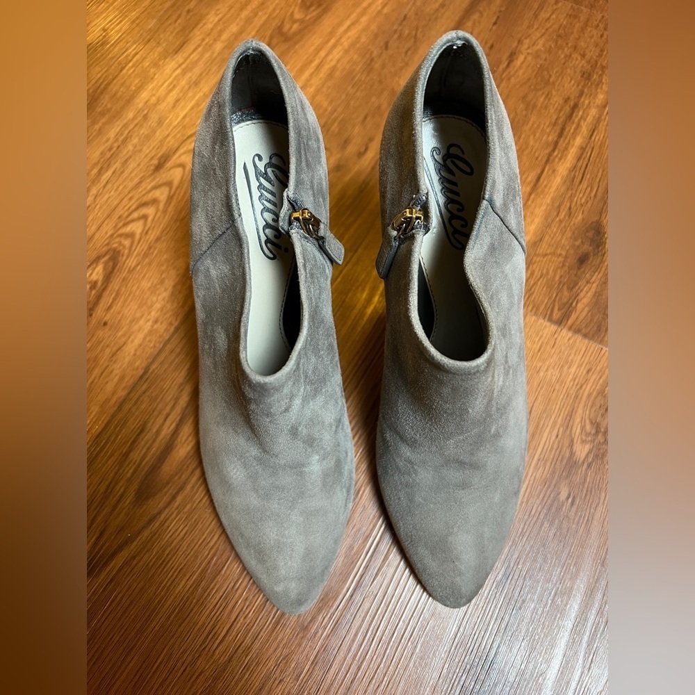 Gucci Gray Suede Stiletto Ankle Boot Women's Size 37.5 - Picture 3 of 9